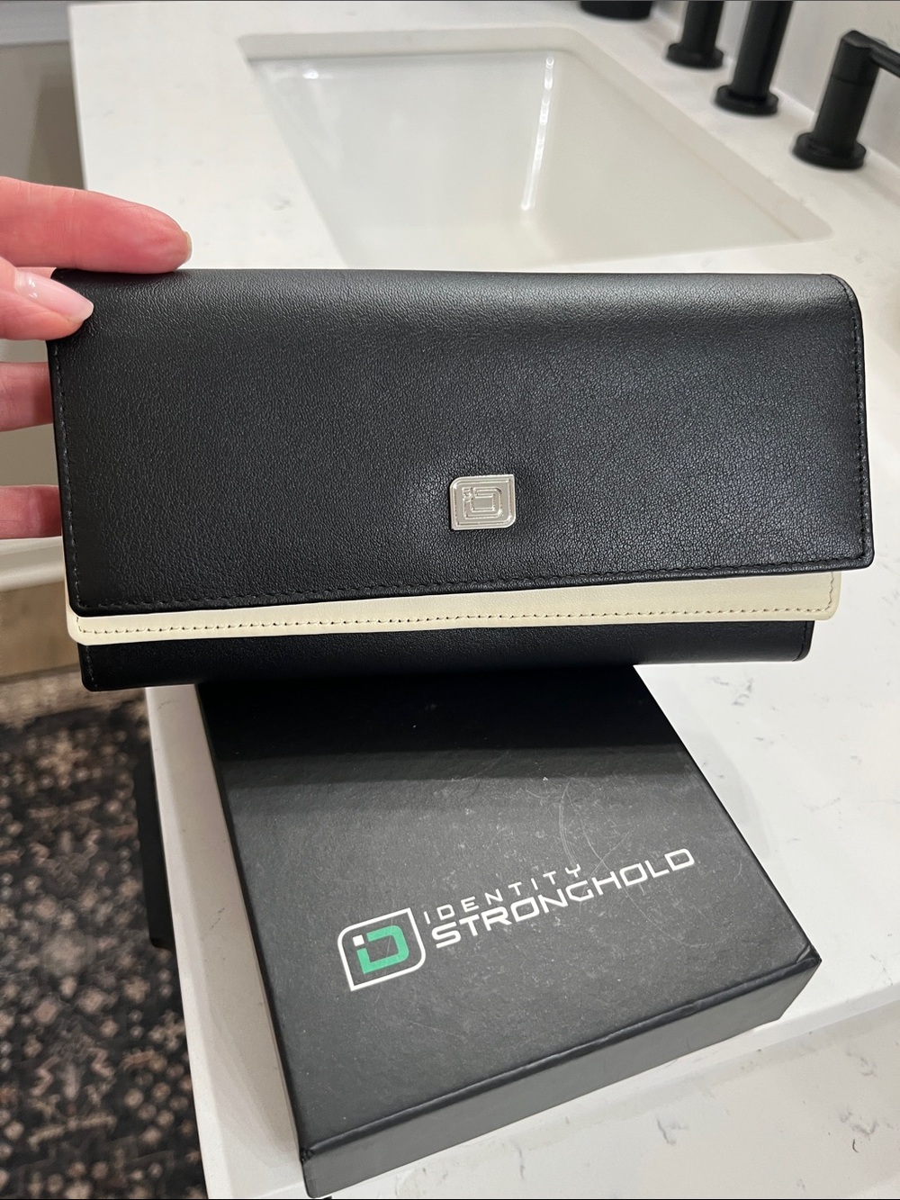 Identity Stronghold Black and Cream Women's Wallet. RFID blocking. For travel!
